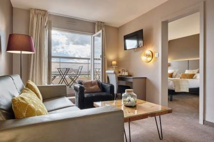 Hôtel de Charme Alsace, Erstein · Hôtel Crystal