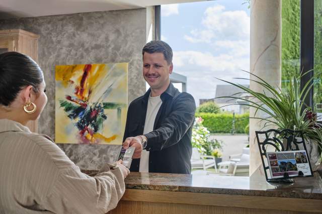 Hôtel 3 étoiles Erstein · Hôtel Crystal 